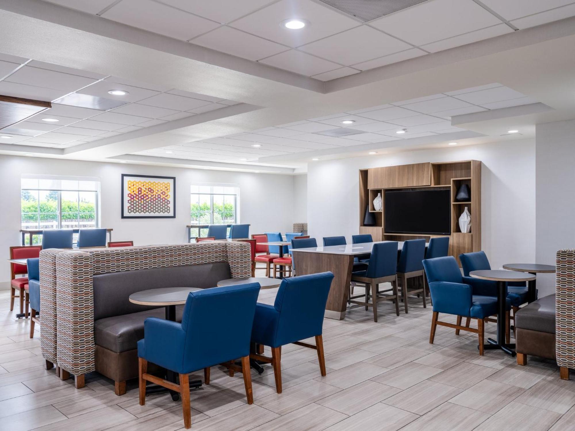 Holiday Inn Express Lodi By Ihg Exteriör bild